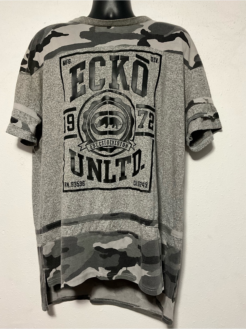 ECKO UNLTD Grey Camo Graphic Tee Oversized XXL Streetwear Y2K Retro